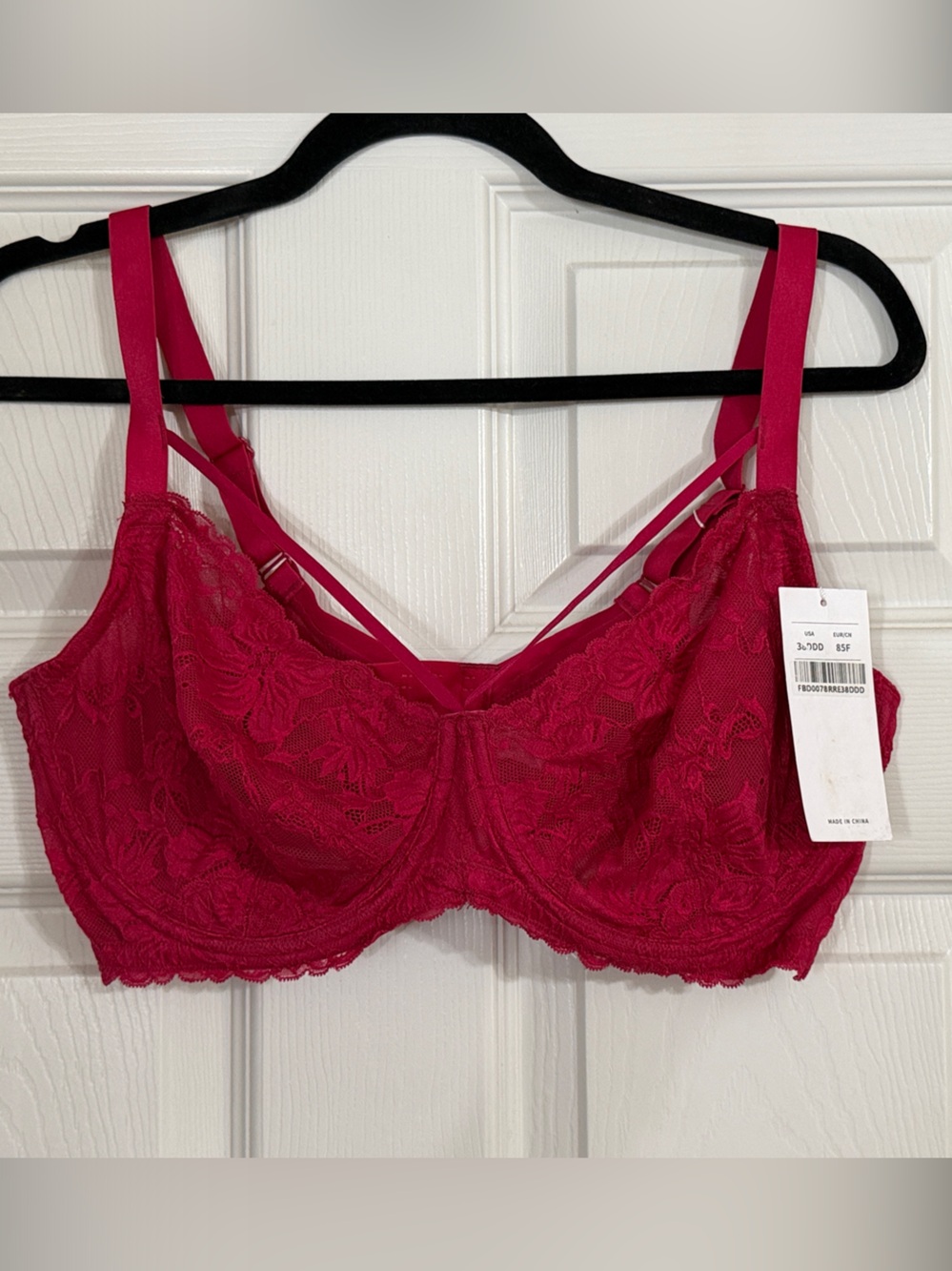 38DDD Lace Underwire Bralette in Fuchsia - Women's Intimates
